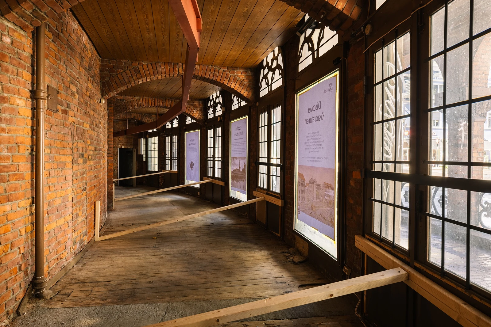 Interiør fra basarene mot Dronningens gate. Foto: Fredrik Hansson. Galleribilde