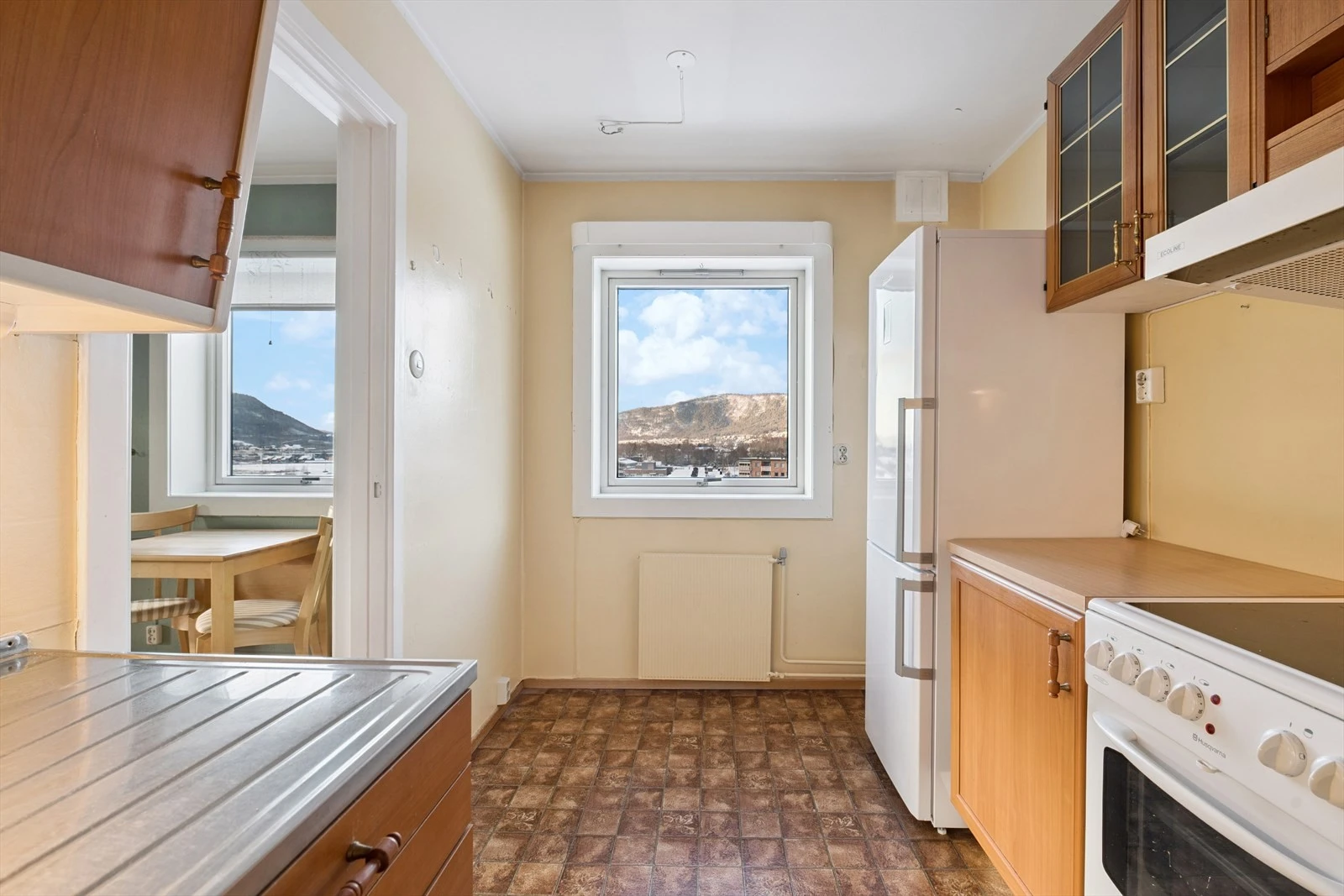 Kjøkken har spiseplass