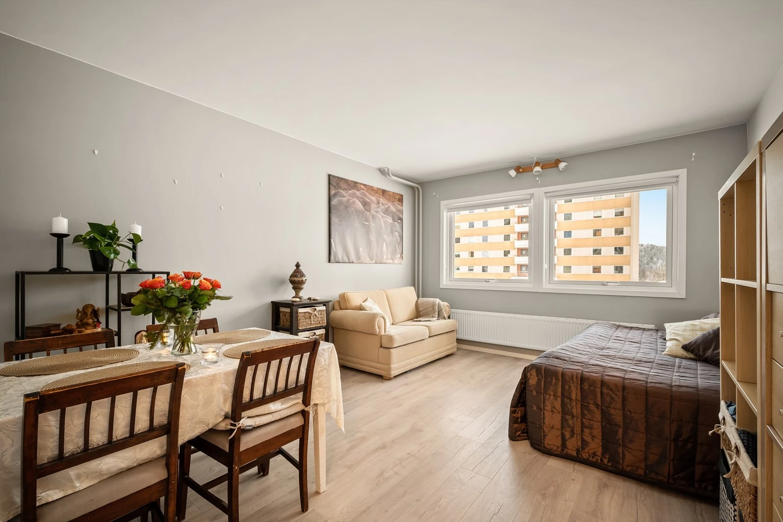 Gode møbleringsmuligheter anledning for alkove.