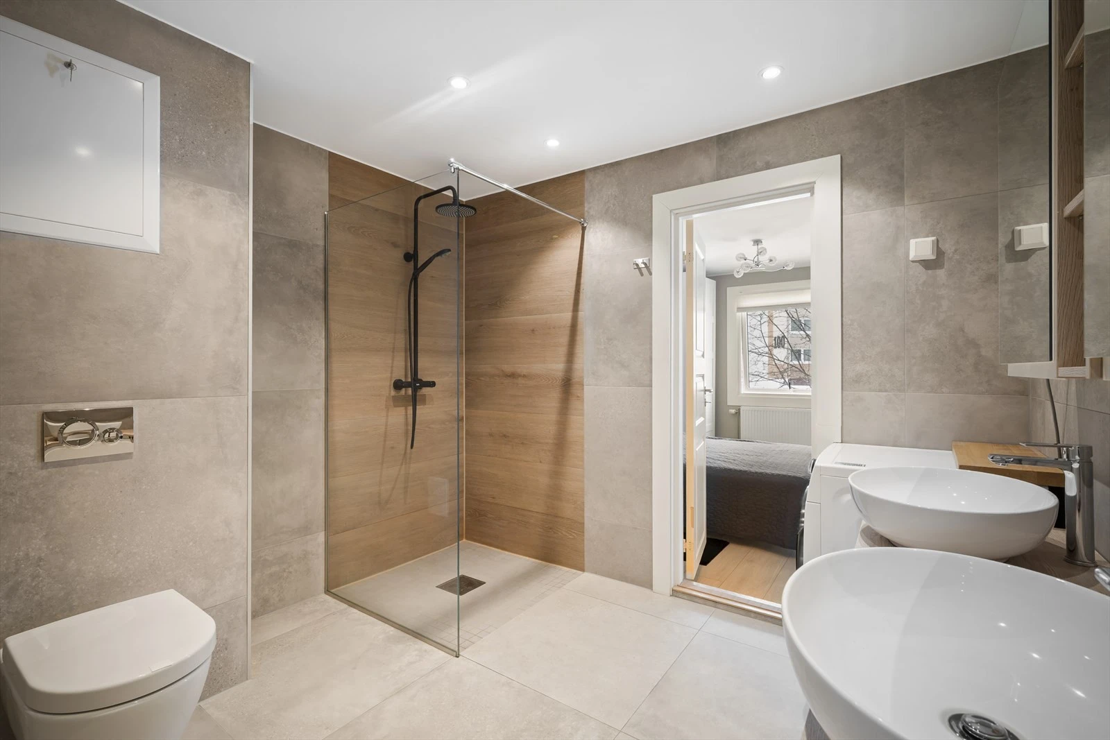 Stilrent bad (2021) som er lett å holde ved like.