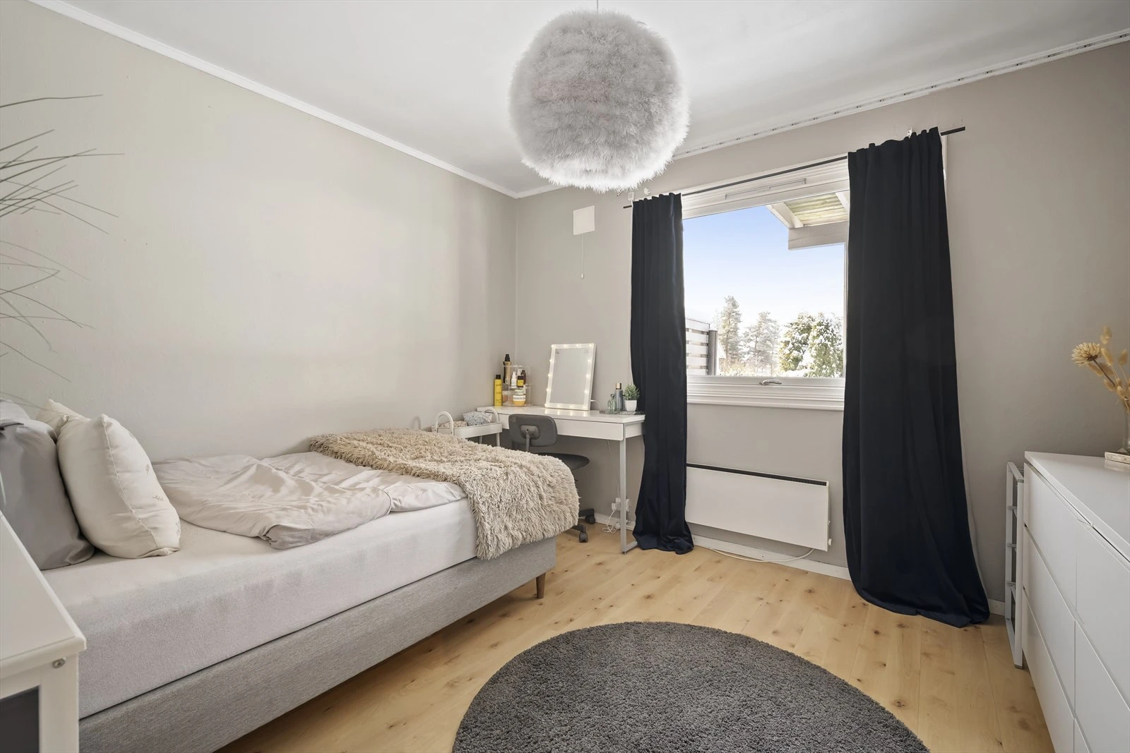 Soverom 2 - Nok et soverom av god størrelse!