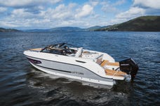 LAGERTØMMING - Uttern D70 Premium Exclusive DeLuxe Line / Mercury 250 V8 Verado