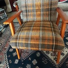 2 Gule retro stoler i teak og gult stoff | FINN.no 2 Gule retro stoler i teak og gult stoff | FINN.no
