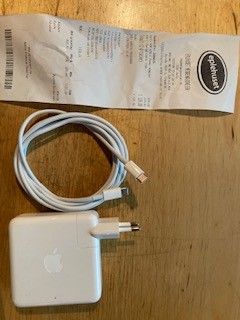 Macbook pro USB C lader | FINN.no Macbook Lader USB C 61W | FINN.no