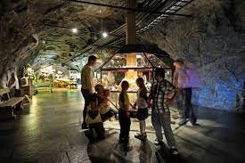 Mineralparken; ligger 15-20 min fra hytta. Galleribilde