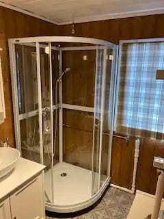 Badet/dusj Galleribilde