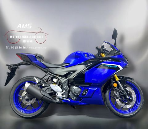 Yamaha R