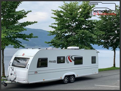 Bürstner Averso