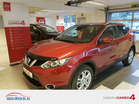 Nissan Qashqai 1,6 dCi 130 Tekna 4x4 Skinn 2017, 39 000 km, kr 349 000,- Nissan Qashqai 1,6 dCi 130 Tekna 4x4 Skinn 2017, 39 000 km, kr 349 000,-