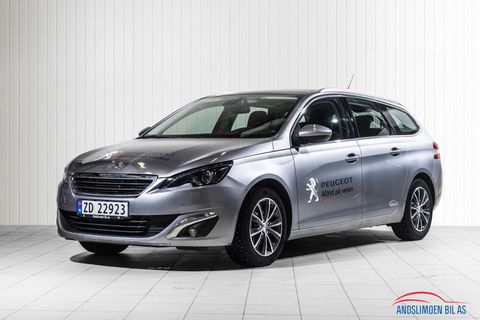 Peugeot 308 SW 1,2 PureTech 110hk Allure , Blue Line, 2017, 25 000 km, kr 229 000,- Peugeot 308 SW 1,2 PureTech 110hk Allure , Blue Line, 2017, 25 000 km, kr 229 000,-