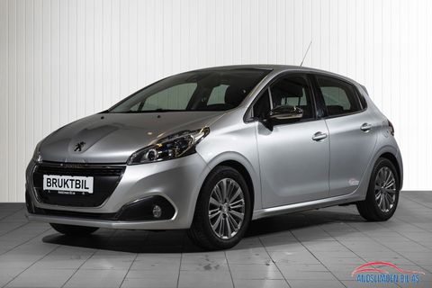 Peugeot 208 Allure 1,2 PureTech 82hk 2017, 31 297 km, kr 149 000,- Peugeot 208 Allure 1,2 PureTech 82hk 2017, 31 297 km, kr 149 000,-