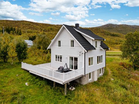 Erikstadvegen 72, Lødingen