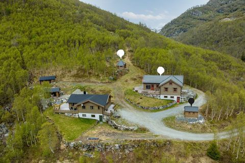 Haukelivegen 2300, Røldal