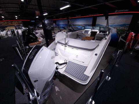 Sea Ray 230 SunSport OB // Mercury 250 CFW Verado V8 - Innbytte/Finans