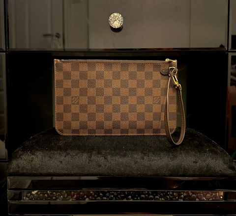 Louis Vuitton Neverfull-vesker til salgs her: Orlando, Florida