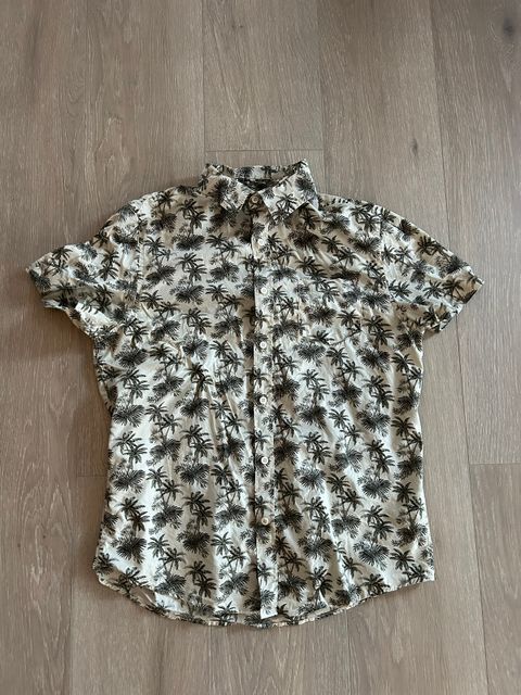 Skjorte, Lv, str. One size –  – Køb og Salg af Nyt og Brugt