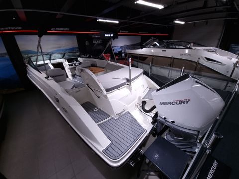 Sea Ray SunSport 230 OB // Mercury 250 CFW V8 Verado - Innbytte/Finans