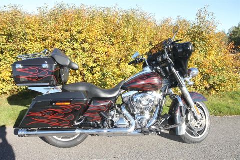 Harley-Davidson FLHX