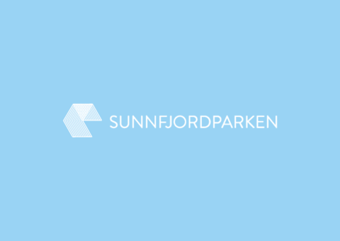 Sunnfjordparken AS logo