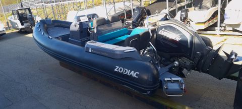 Zodiac Medline 7.5 NEO Fjord powered by Evinrude 250 H.O. G2