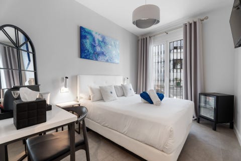 Investeringsmulighet!! - Eksklusivt boutiquehotell med 11 soverom i gamlebyen i Estepona - kun 2 min gange fra stranden – bilde 2