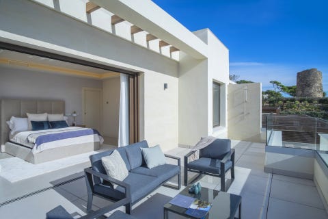 Estepona - Nybygget strandvilla i eksklusivt inngjerdet område - Spektakulær utsikt over Middelhavet – bilde 7