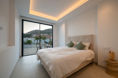 Benalmádena - Moderne luksusvilla med 4 soverom, spektakulær utsikt og privat basseng - Se video av boligen – bilde 4
