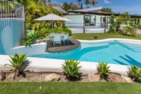 Las Brisas - Eksklusiv Bali-inspirert luksusvilla med panoramautsikt mot La Concha – bilde 9