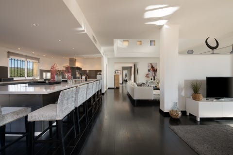 Elviria - Luksuriøs Duplex Penthouse med panoramautsikt og sentral beliggenhet - 286kvm terrasse – bilde 5