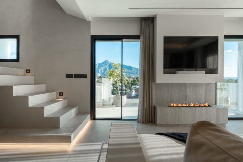 Bo midt i Marbella - Duplex penthouse med solrike terrasser og frontlinjeutsikt mot La Concha – bilde 8