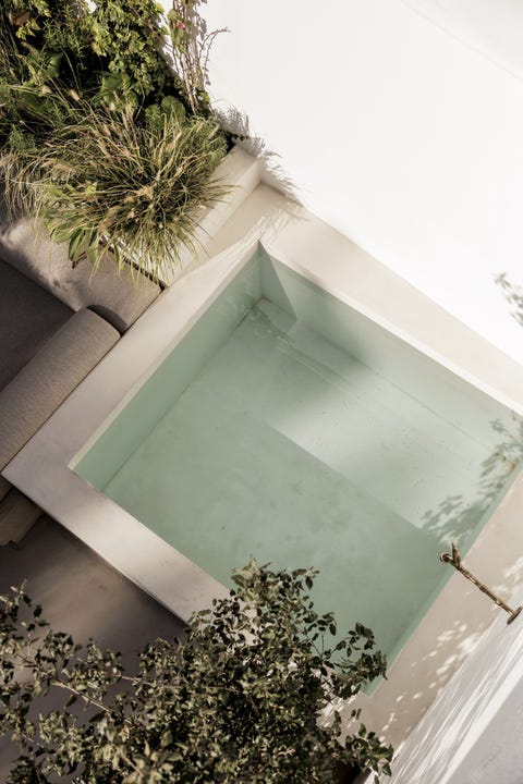 Sjarmerende og totalrenovert rekkehus i El Naranjal, Nueva Andalucía med stor terrasse og jacuzzi – bilde 6