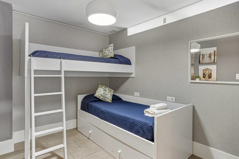 Strandnær 2-soveroms leilighet i hjertet av Puerto Banús - med hav- og fjellutsikt - Stort utleiepotensial! – bilde 11