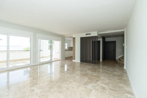 Marbella Øst - Lekkert renovert duplex leilighet med spektakulær havutsikt i Santa Clara Golf – bilde 8