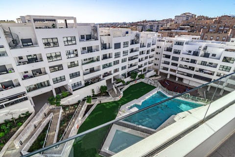 Estepona - Moderne 2-soveroms penthouse midt i sentrum, gangavstand til strand, gamlebyen og marinaen – bilde 2