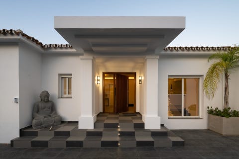 Estepona / Marbella - Fantastisk nyrenovert villa med 10 soverom, utleiedel med eget basseng – bilde 4