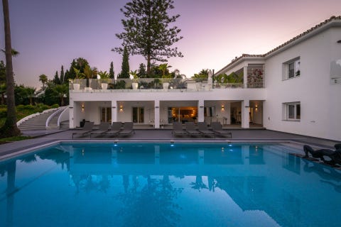 Estepona / Marbella - Fantastisk nyrenovert villa med 10 soverom, utleiedel med eget basseng – bilde 12