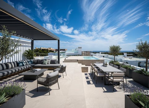 Eksklusiv nybygg-penthouse med privat takterrasse og basseng i Marbella – panoramautsikt og resortfasiliteter – bilde 3