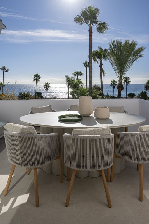 Estepona - Nydelig renovert 2-soveroms strandlinje-leilighet med sjøutsikt i eksklusive Costalita – bilde 3