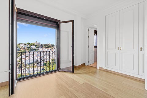 Sjarmerende 3-soveroms rekkehus med panoramautsikt - Gangavstand til Casares landsby – bilde 11