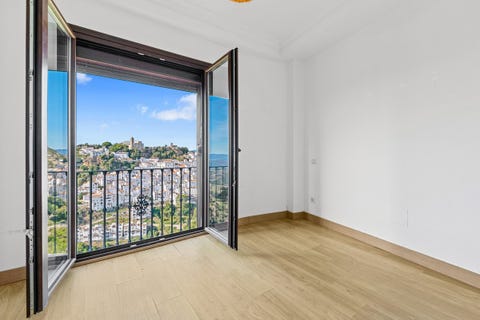 Sjarmerende 3-soveroms rekkehus med panoramautsikt - Gangavstand til Casares landsby – bilde 6