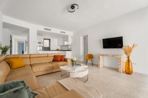 Puerto Banús Marina - Romslig, nyrenovert 3-soveroms leilighet, fullt møblert - Investeringsmulighet!! – bilde 2