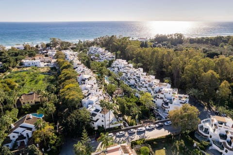 Elviria, Golden Beach - Eksklusiv, Totalrenovert 2-soveroms bakkeplan leilighet - Selges fullt møblert!! – bilde 6
