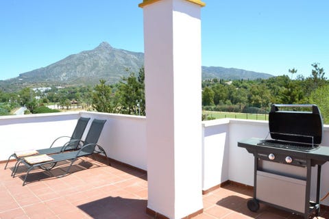 Fullt møblert 2-sov Penthouse leilighet med panoramautsikt mot La Concha og Middelhavet - Få minutter fra Puerto Banús – bilde 9