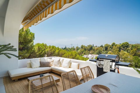Elegant, totalrenovert 3-soveroms duplexleilighet med solrike terrasser i La Quinta – bilde 5