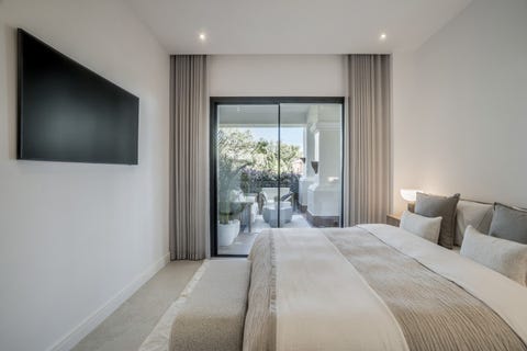 Marbella - Eksklusiv designerleilighet i ikoniske Altos Reales, sentral beliggenhet- 145kvm og 3 soverom -Fullt møblert! – bilde 9