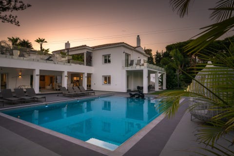 Estepona / Marbella - Fantastisk nyrenovert villa med 10 soverom, utleiedel med eget basseng – bilde 2