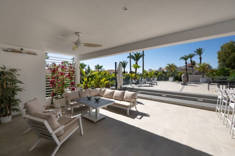 Estepona / Marbella - Fantastisk nyrenovert villa med 10 soverom, utleiedel med eget basseng – bilde 10
