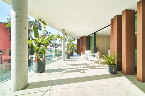 Estepona - Eksklusiv 2-soveroms strandleilighet - En av de siste førsteklasses beliggenhetene ved havet – bilde 10