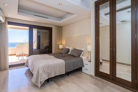 Estepona - Eksklusiv strandpenthouse med 2 soverom og privat basseng - Garasjeplass og bod inkludert! – bilde 10