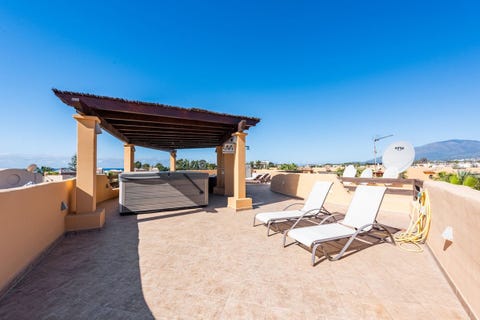Estepona - Eksklusiv strandnær penthouse med 198 m² terrasser, jacuzzi og panoramautsikt – bilde 9